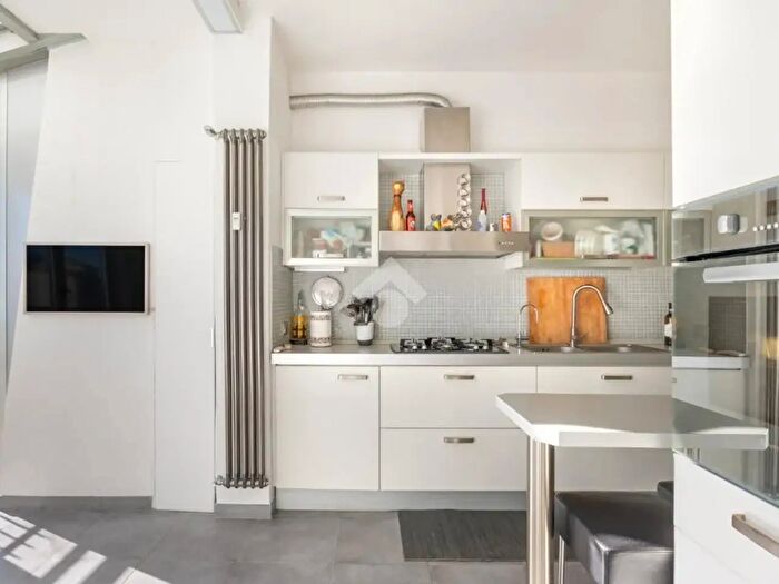 Appartamento trilocale in vendita in Viale Fulvio Testi, Milano