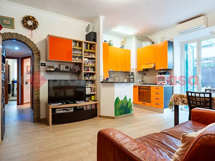 Appartamento trilocale in vendita in Via Beltrami Scalia, Roma