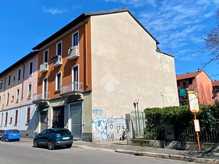 Appartamento bilocale in vendita in Via Quinto Romano, Milano