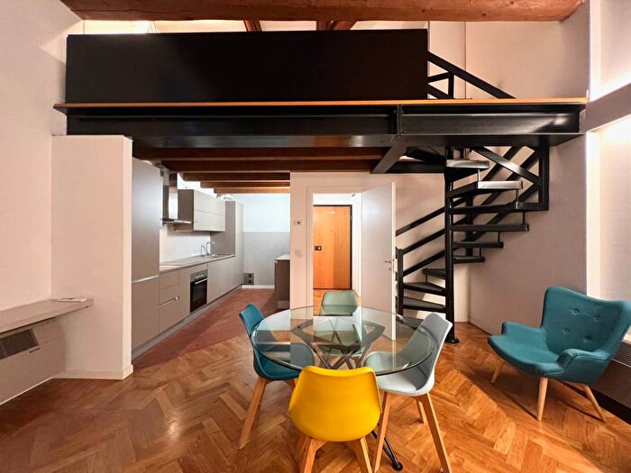 Appartamento bilocale in affitto in Vicolo Ghiaia, Cittadella Porta Nuova, Verona