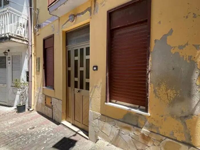 Casa trilocale in vendita in Vico San Giacomo, Messina