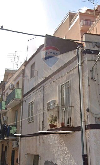Appartamento trilocale in vendita in Via Rametta, Catania