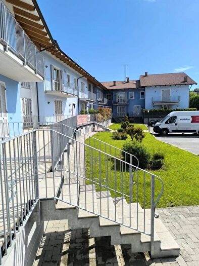 Appartamento con 5 locali in vendita in Viale Vittorio Veneto Carru, Carru