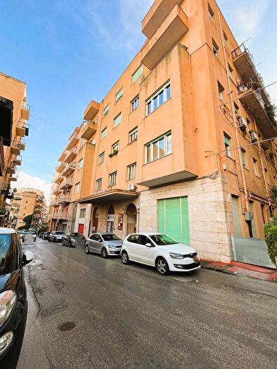 Appartamento con 5 locali in vendita in Via Plebis Rea, Agrigento