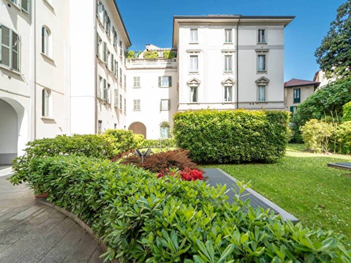 Appartamento bilocale in affitto in Corso di Porta Romana, Quadronno Crocetta, Milano