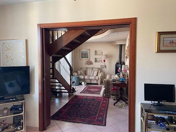 Casa con 5 locali in vendita in Pisa