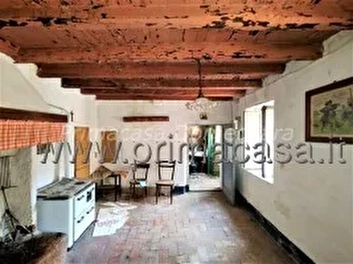 Casa quadrilocale in vendita in Via Vesan, SantAmbrogio Di Valpolicella