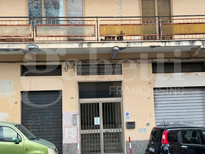 Appartamento trilocale in vendita in Via Alessandro Turco, Catanzaro