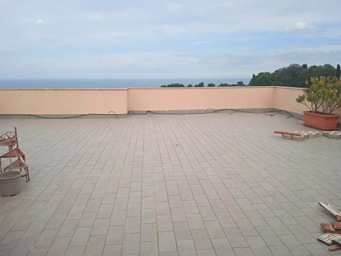 Appartamento quadrilocale in affitto in Ancona