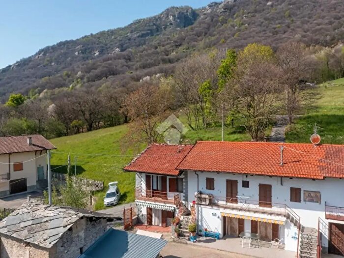 Casa quadrilocale in vendita in Via Montebracco, Sanfront