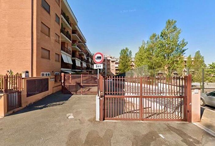 Appartamento bilocale in affitto in Via dei Tani, Casetta Mattei Corviale, Roma