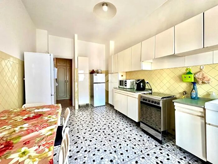 Appartamento quadrilocale in vendita in Via Giovanni Spano, Torino