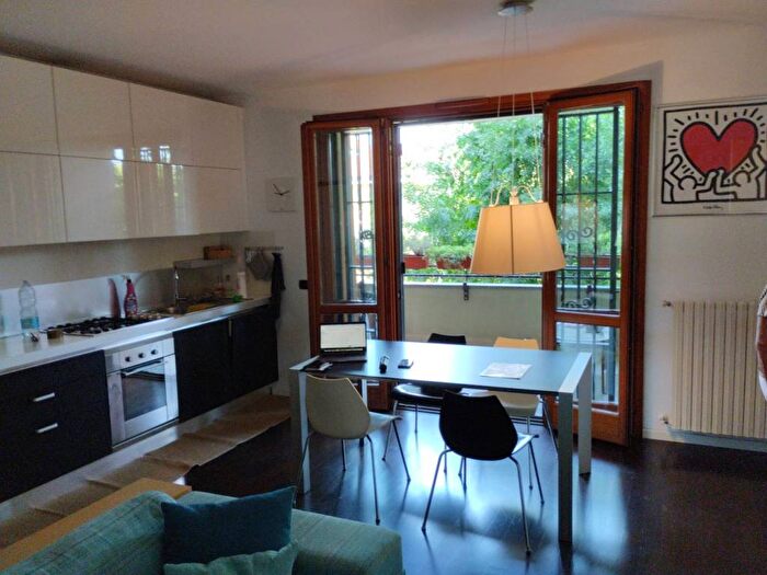Appartamento trilocale in affitto in Viale Tazio Nuvolari, Centro, Arese