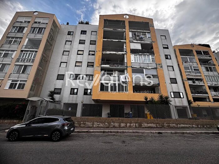 Appartamento quadrilocale in vendita in Via Lorenzo Perosi, Bari