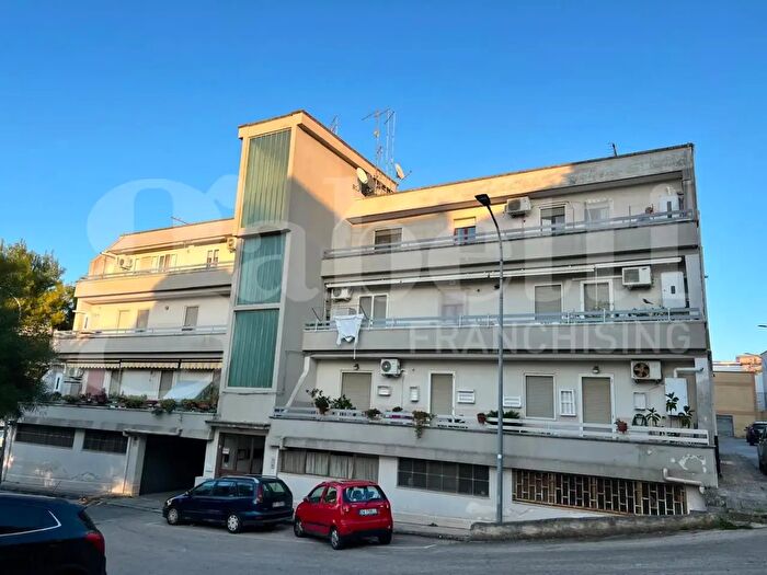 Appartamento quadrilocale in vendita in Via degli Abeti, Montemesola