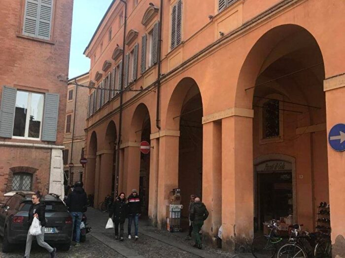 Appartamento bilocale in affitto in Vicolo Forni, Centro Storico, Modena