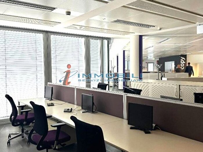 Casa quadrilocale in affitto in VIA ANNA MARIA MOZZONI, Inganni, Milano