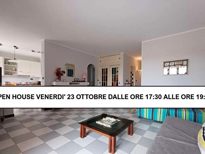 Appartamento quadrilocale in vendita in Via Robassomero, Cirie'