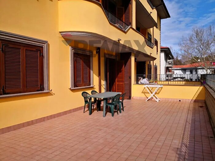 Appartamento trilocale in affitto in Via Monfalcone, Viterbo