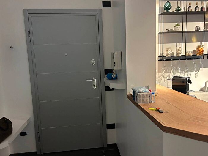 Appartamento trilocale in affitto in Via Masone, Centro, Bergamo