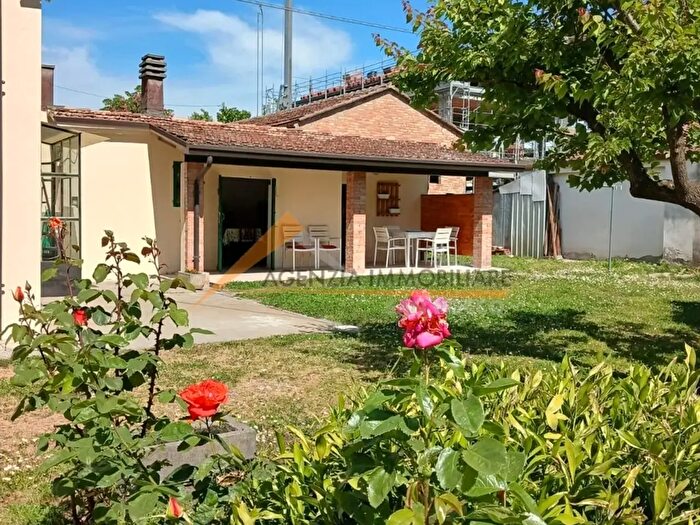 Appartamento bilocale in affitto in Via Fratelli Cervi, Ravenna