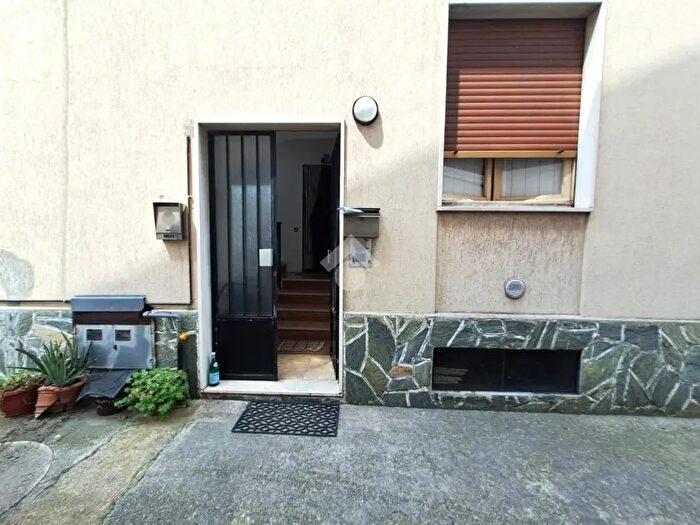 Appartamento bilocale in vendita in Via Massimo dAzeglio, Concorezzo