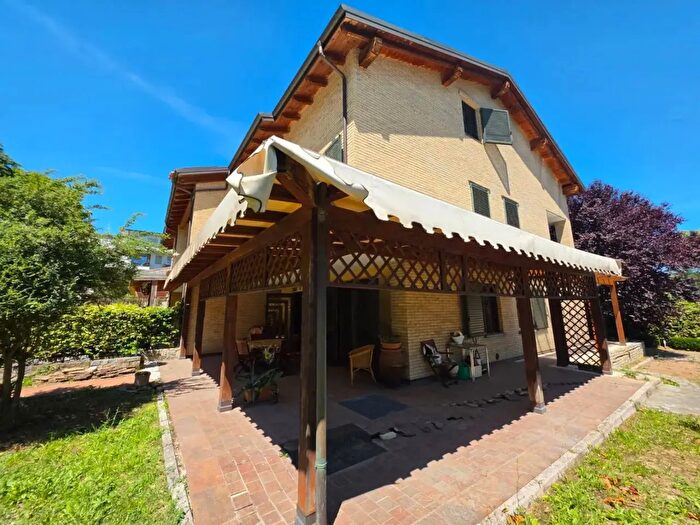 Casa con 5 locali in vendita in Via Iara, Sasso Marconi