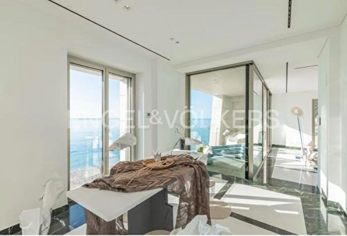 Appartamento quadrilocale in vendita in Via Aurelia, Bergeggi