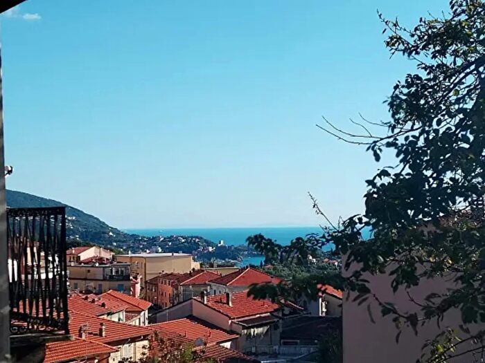 Appartamento trilocale in vendita in La Spezia