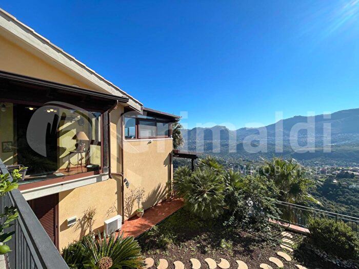 Casa con 5 locali in vendita in Via Esterna Valle Cuba B, Monreale