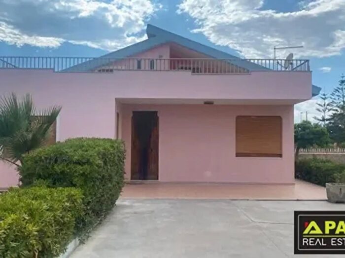 Casa con 6 locali in vendita in Contrada Marina Marza, Ispica