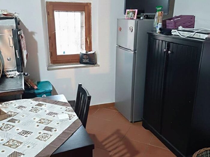 Appartamento bilocale in affitto in Strada La Costla, Fornovo di Taro