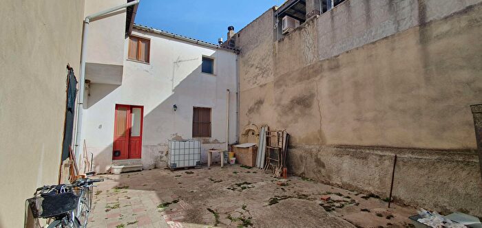 Appartamento con 8 locali in vendita in Samatzai