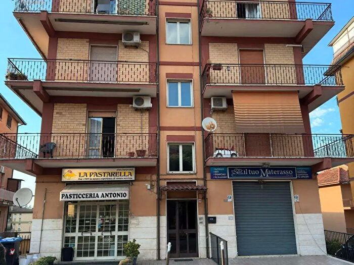 Appartamento con 5 locali in vendita in Colleferro