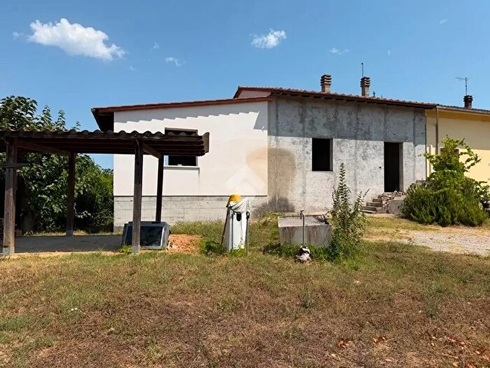 Casa trilocale in vendita in Via Romana Lucchese, Altopascio