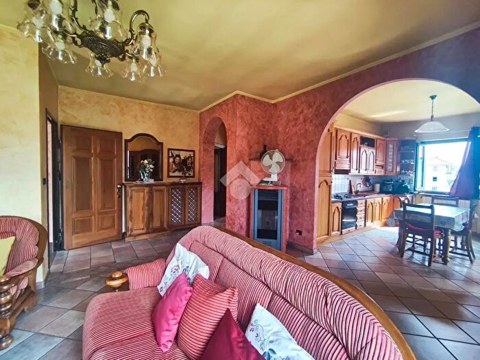 Casa con 10 locali in vendita in Via O Nota, Avigliana
