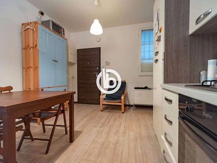 Appartamento monolocale in affitto in Via Luigi Zamboni, Irnerio, Bologna