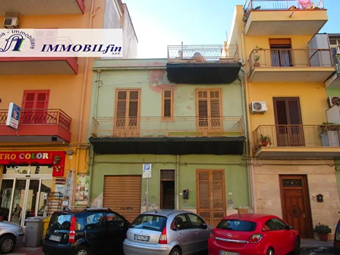 Appartamento con 7 locali in vendita in Corso Vittorio Emanuele, Villabate