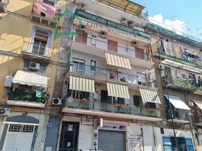 Appartamento bilocale in vendita in Via Giuseppe Palmieri, Napoli