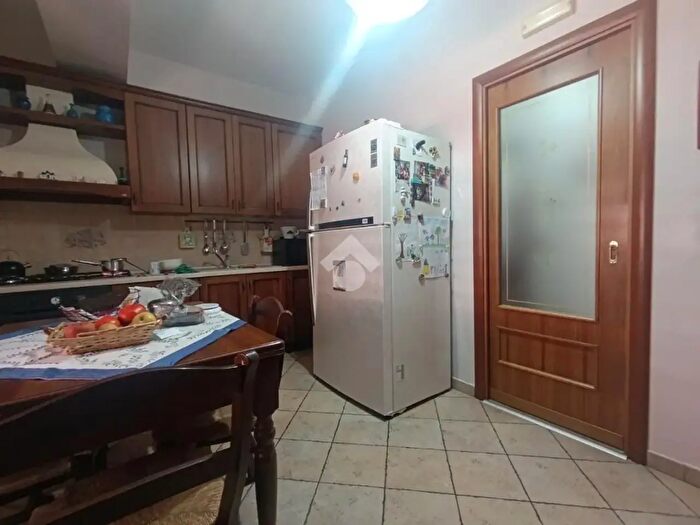 Appartamento quadrilocale in vendita in Via Tangeri, Cropani