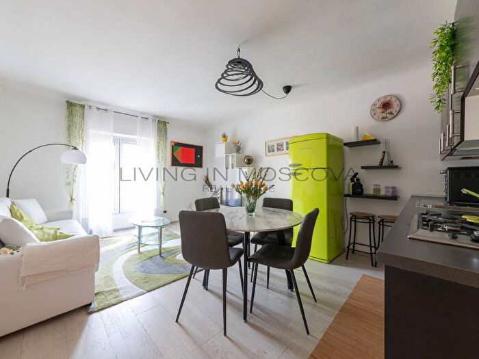 Appartamento bilocale in affitto in Via Vetere, Ticinese, Milano