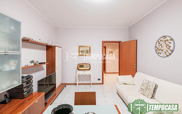 Appartamento trilocale in vendita in Via Roma B, San Giuliano Milanese