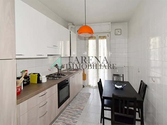 Appartamento trilocale in vendita in Via Archimede, Peschiera Borromeo