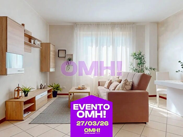 Appartamento bilocale in vendita in Via Valpusteria, Varese