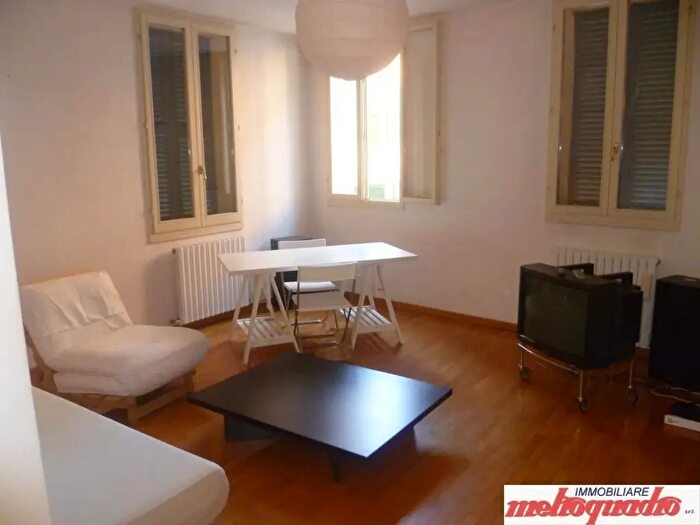 Appartamento trilocale in affitto in Via delle Moline, Bologna