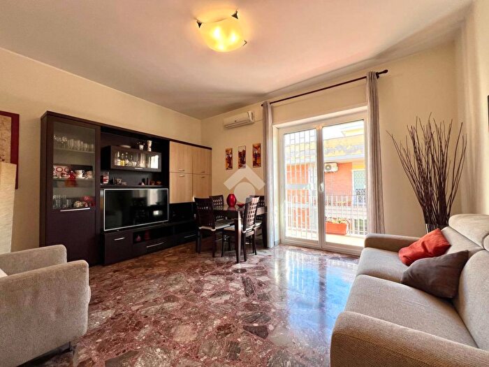 Appartamento bilocale in vendita in Via Aristide Staderini, Roma