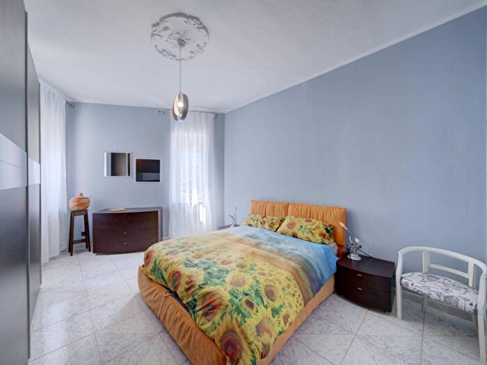 Appartamento quadrilocale in affitto in Via Sospello, Borgo Vittoria, Torino