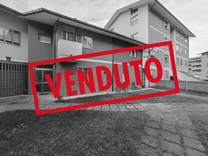 Casa con 7 locali in vendita in Tolmezzo