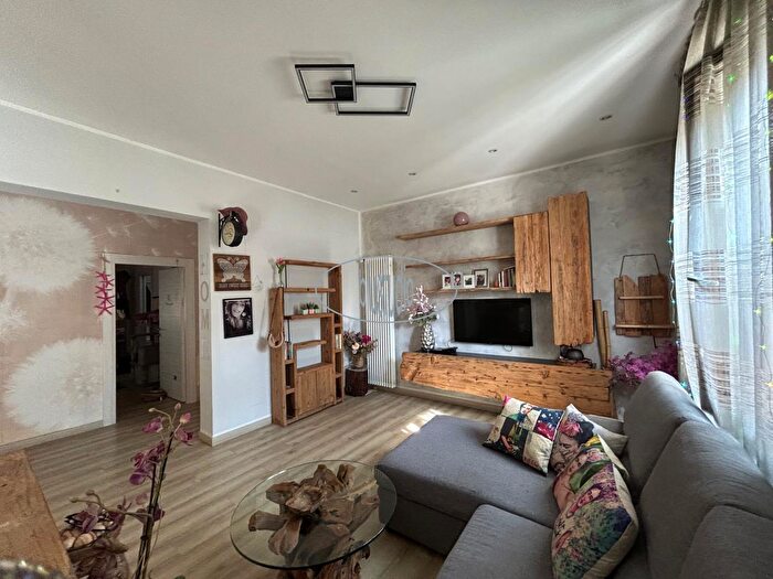 Appartamento quadrilocale in vendita in Via del Giglio, Figline e Incisa Valdarno