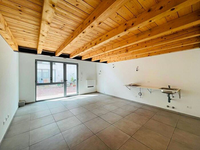 Appartamento in affitto in Via Tucidide, Ortica, Milano